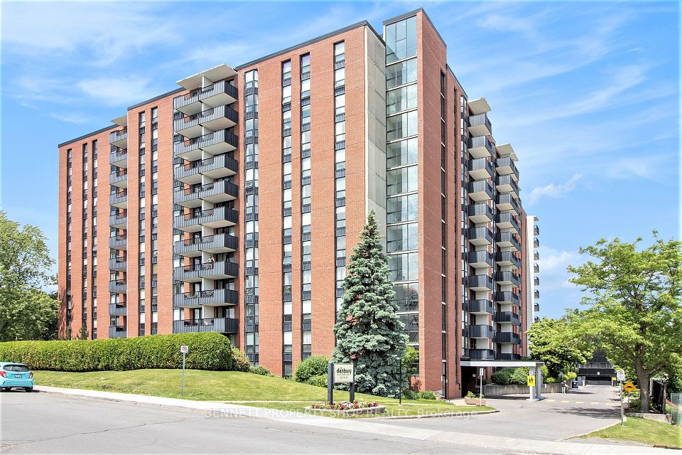 2951 Riverside