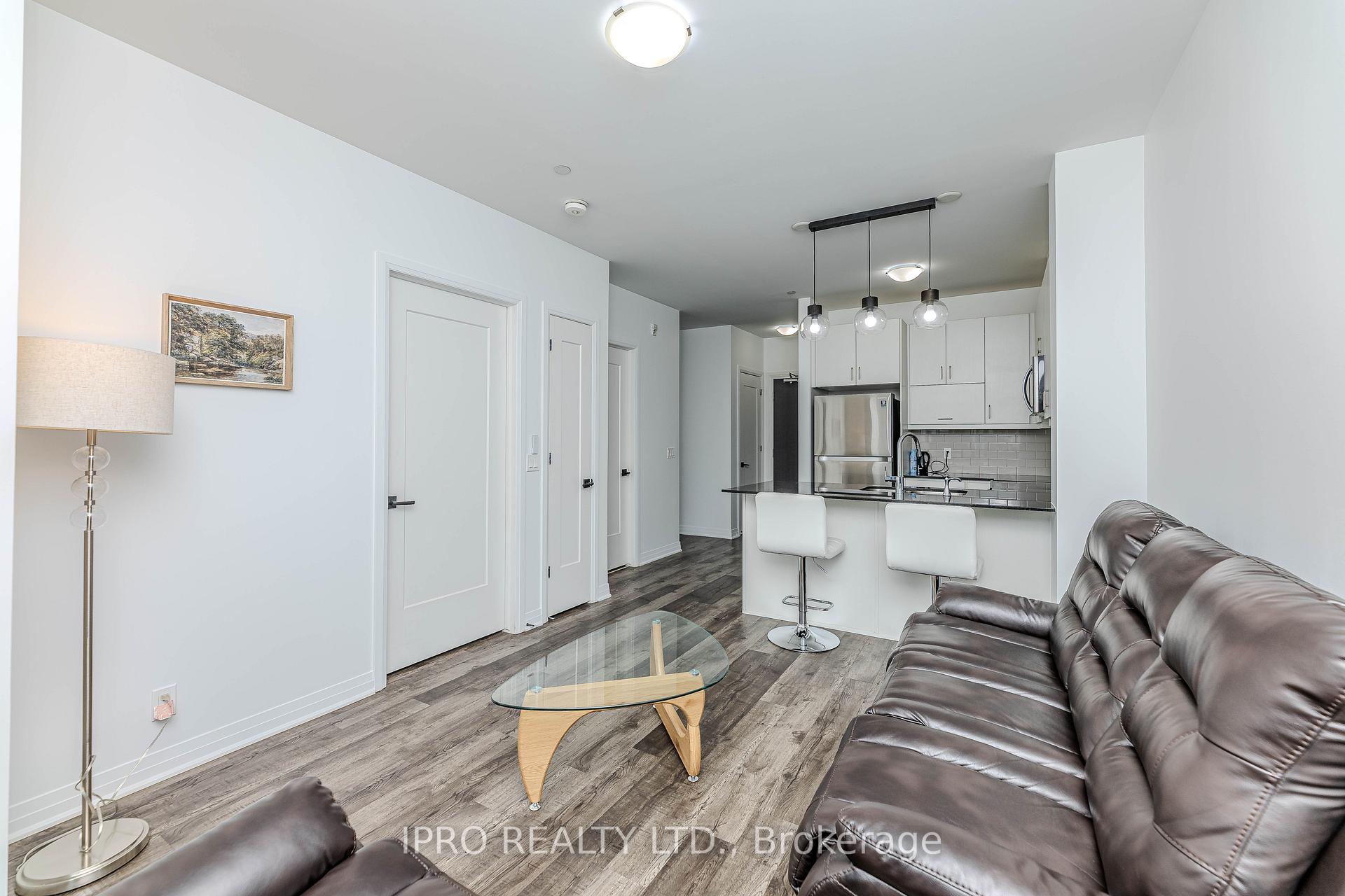 1 Bedroom Condo at 102 Grovewood Common, Oakville For sale