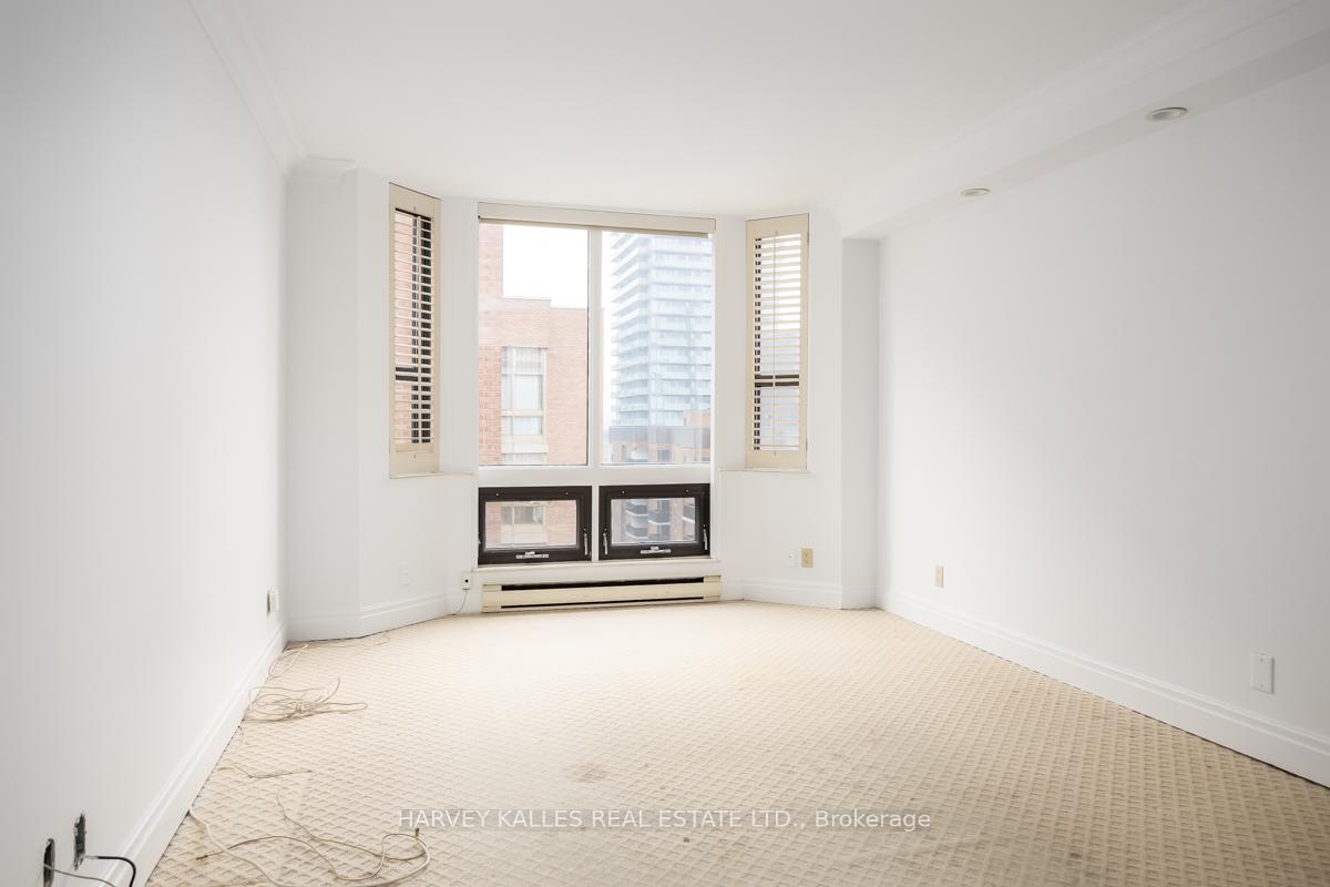 2 Bedrooms Condo at 1166 Bay, Toronto For sale
