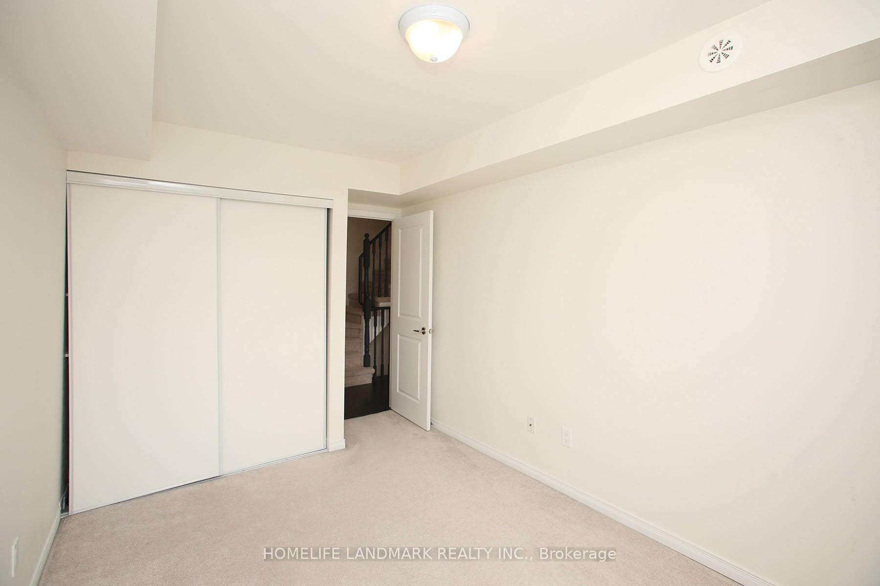 2 Bedrooms Condo at 90 Orchid, Toronto For sale