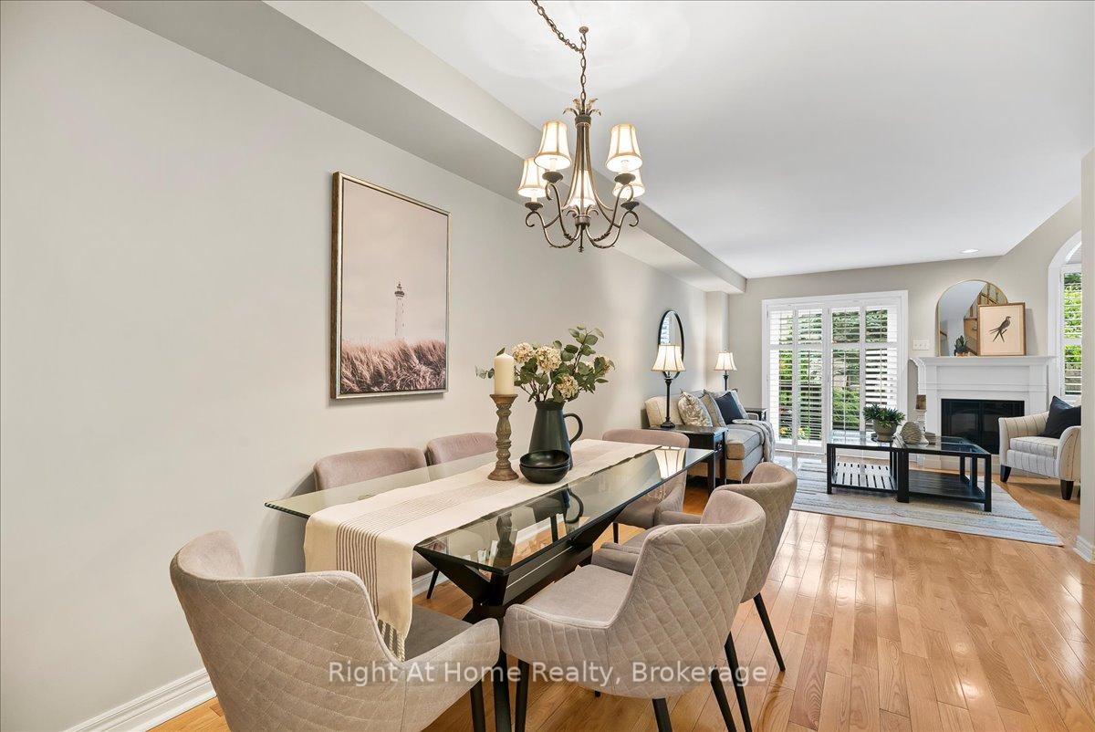 2 Bedrooms Condo at 2250 Rockingham, Oakville For sale