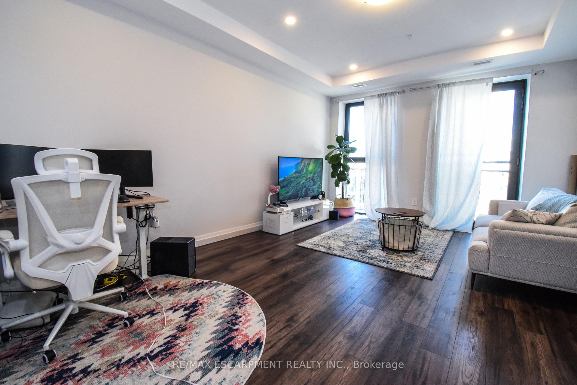 1 Bedroom Condo at 118 King,  Hamilton For sale