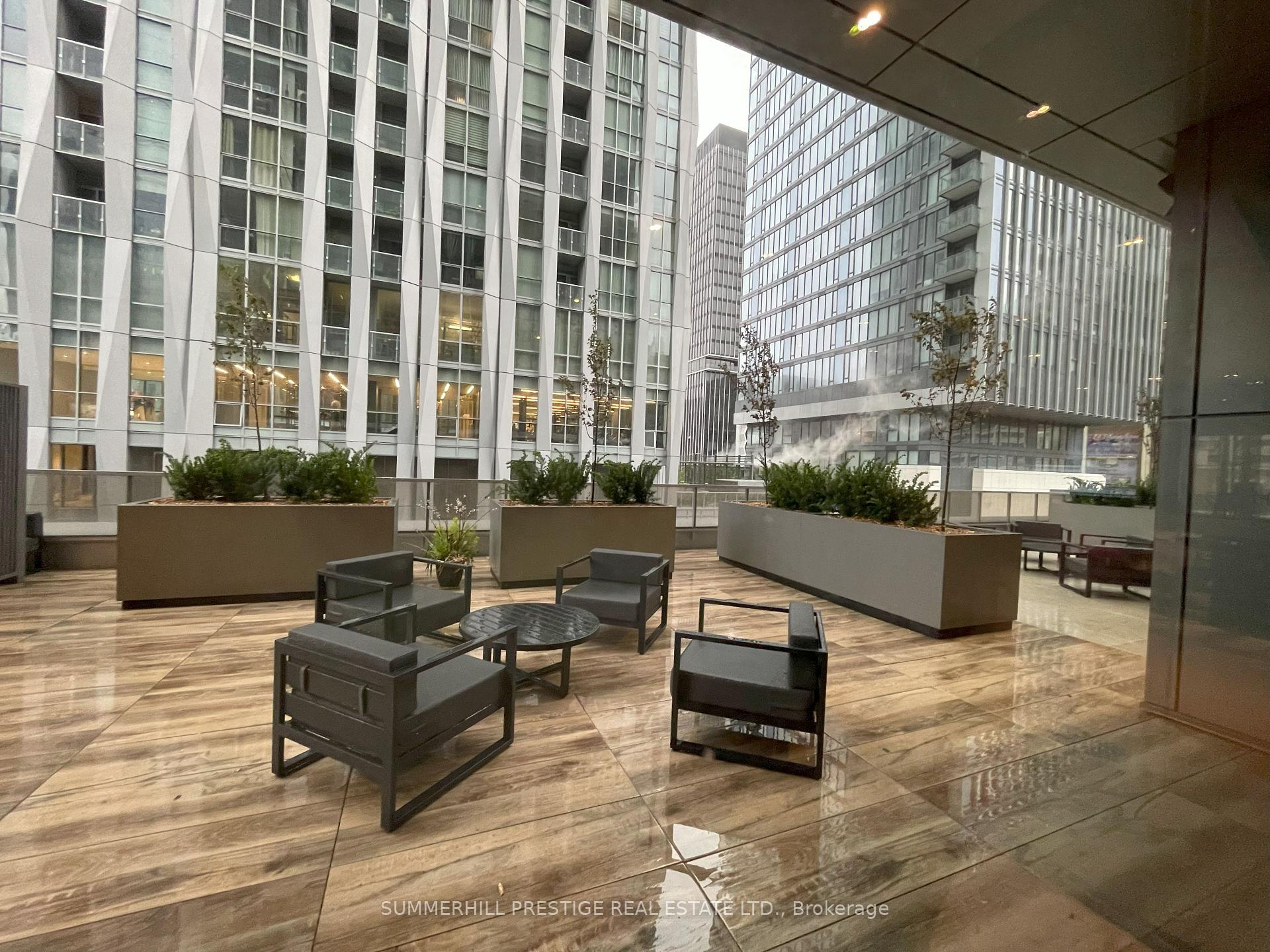 2 Bedrooms Condo at 11 Yorkville, Toronto For sale