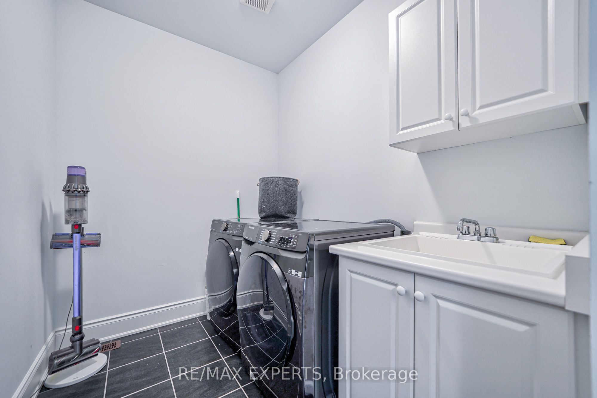 86 Conductor Avenue, #Main