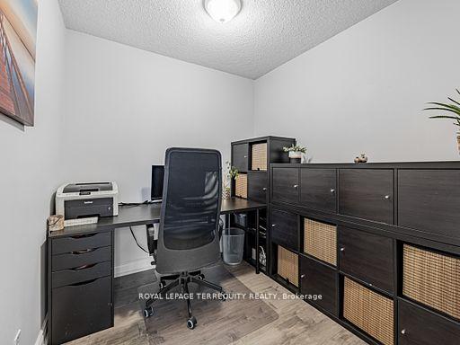 3 Bedrooms Condo at 15 Northtown, Toronto For sale
