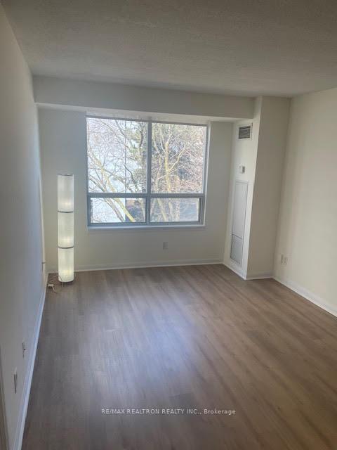 3 Bedrooms Condo at 5940 Yonge,  Toronto For sale