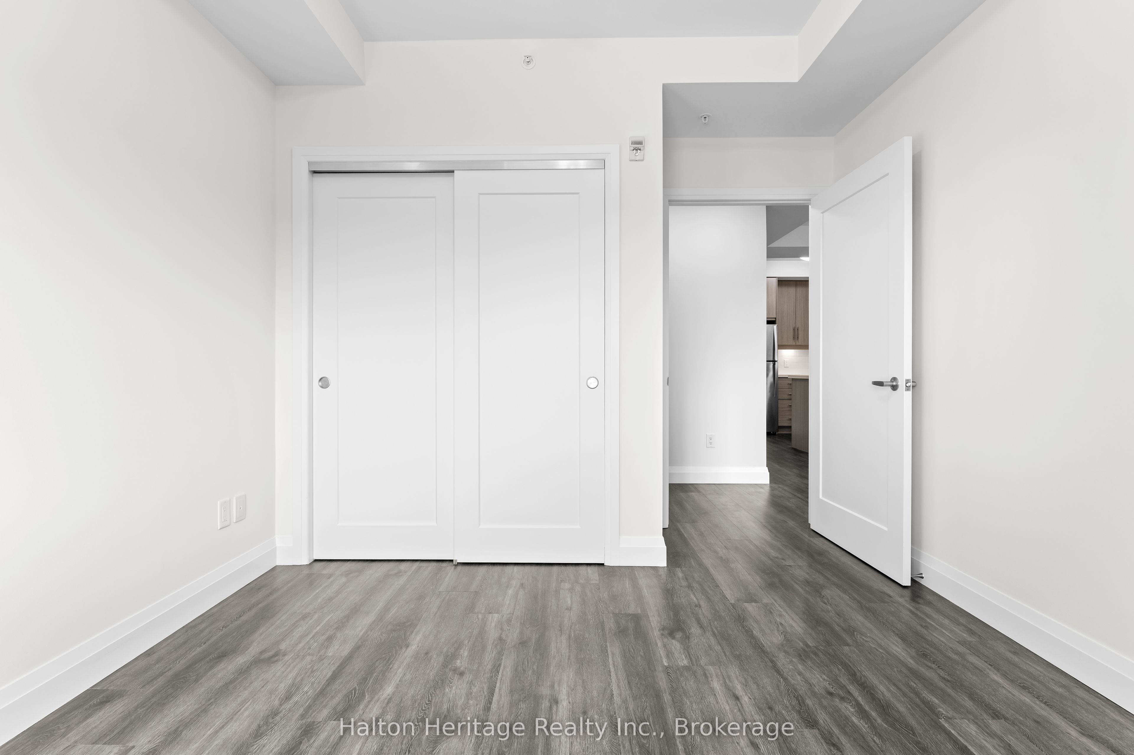 30 Hamilton Street S, #503