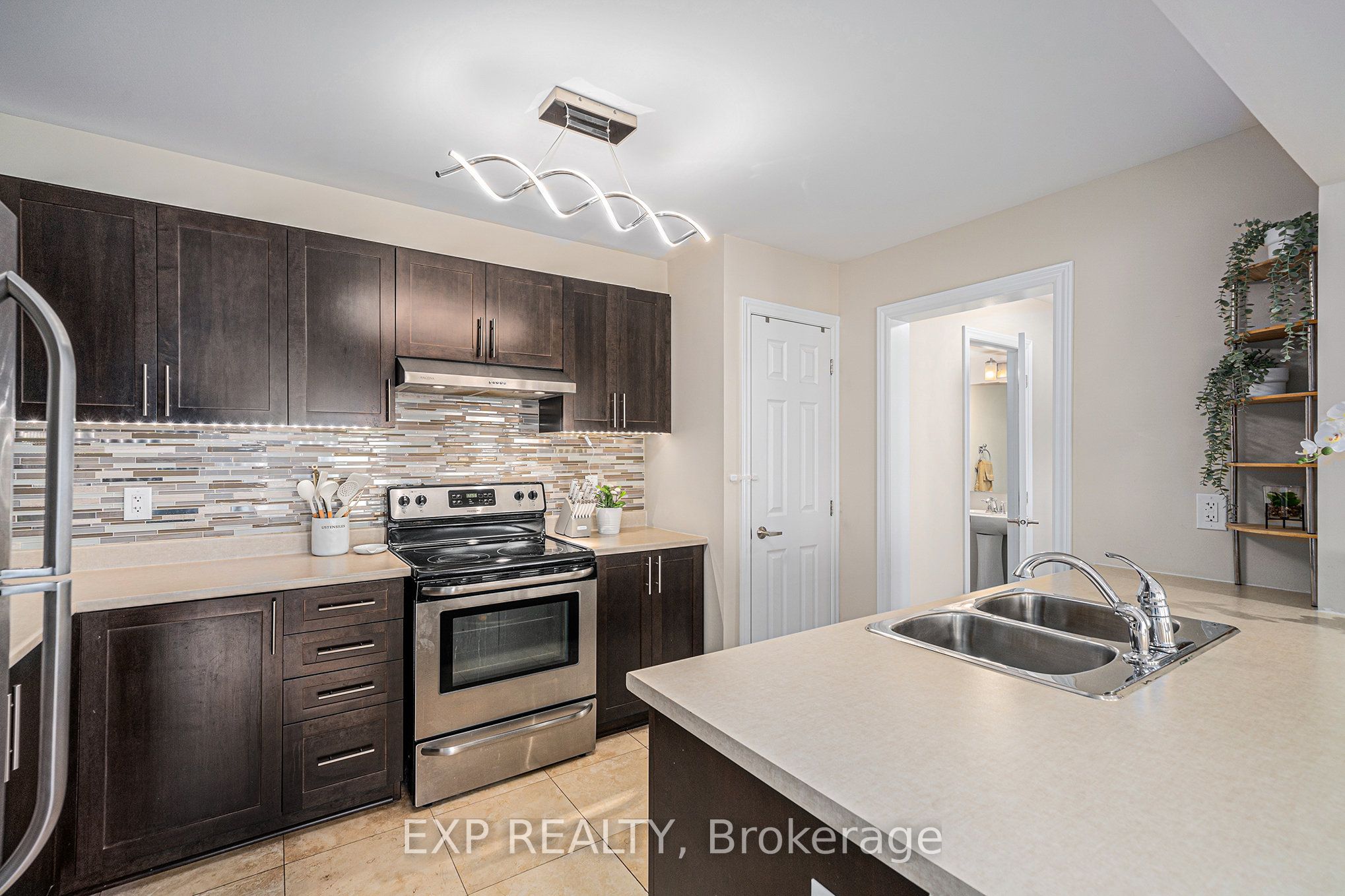 335 Sweet Grass Circle