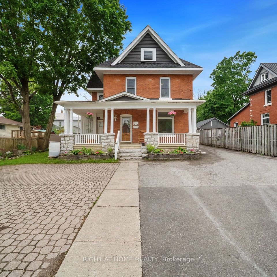 251 Laclie