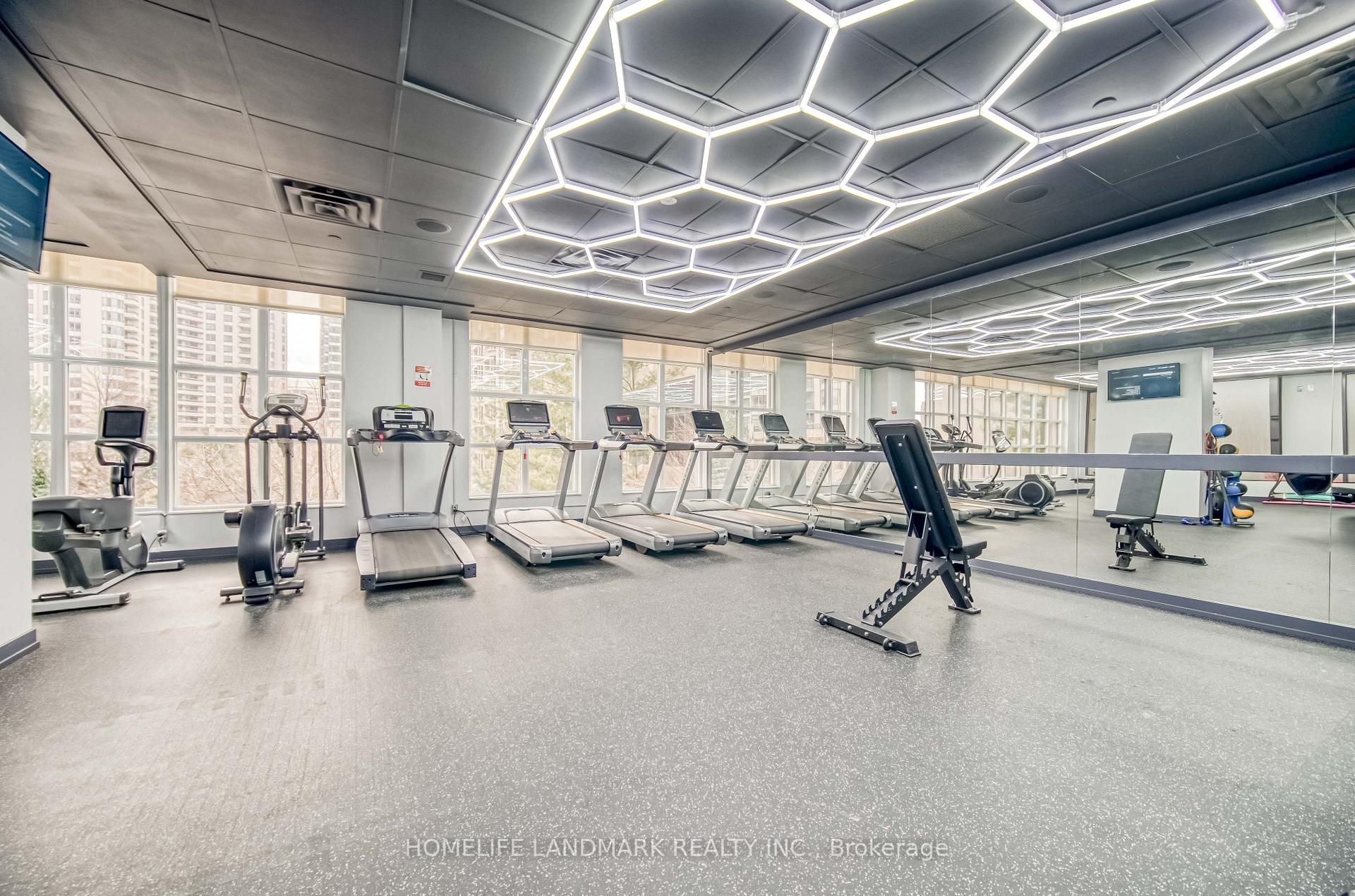 3 Bedrooms Condo at 500 Doris,  Toronto For sale