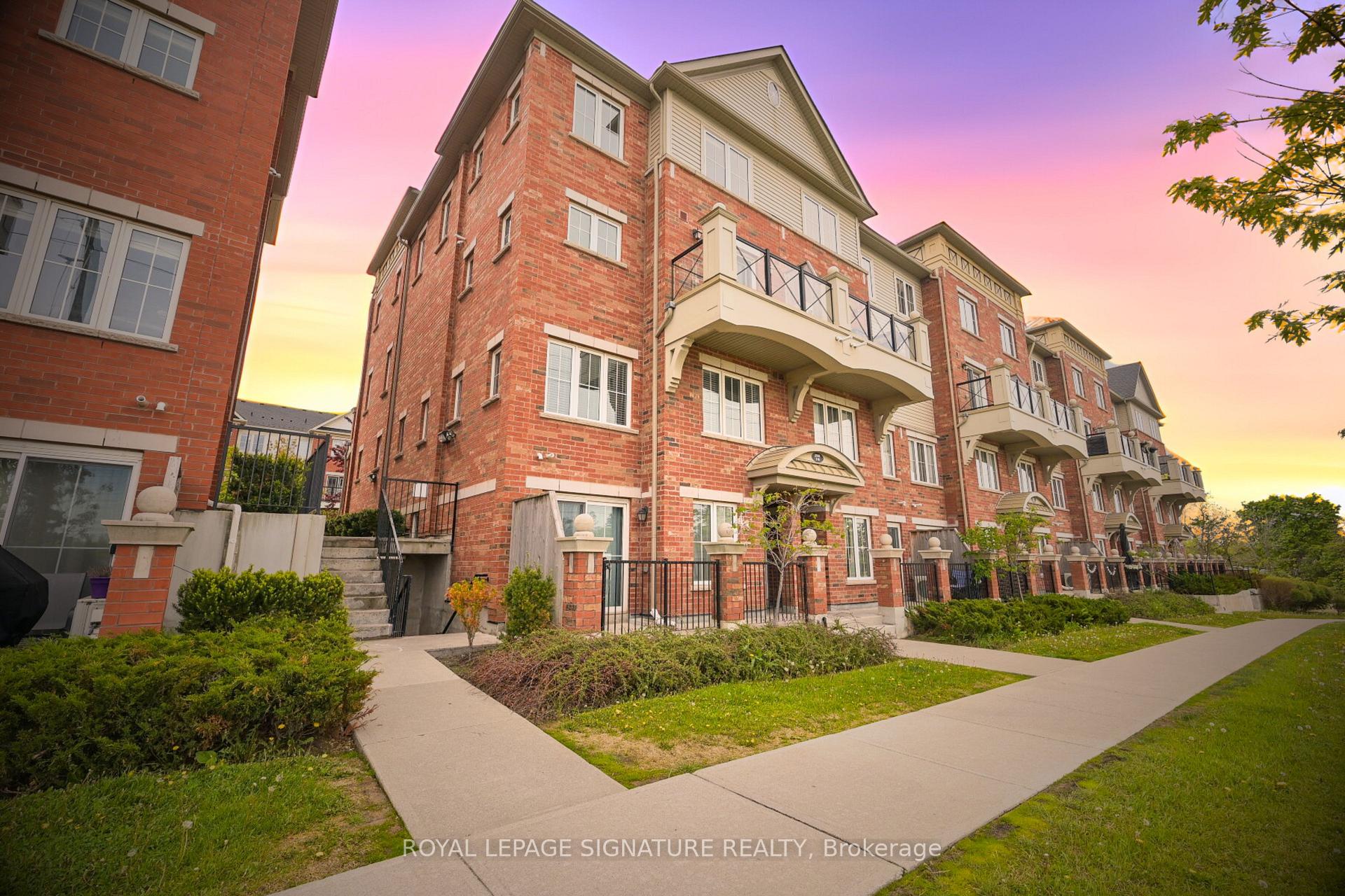 2 Bedrooms Condo at 2508 Post, Oakville For sale
