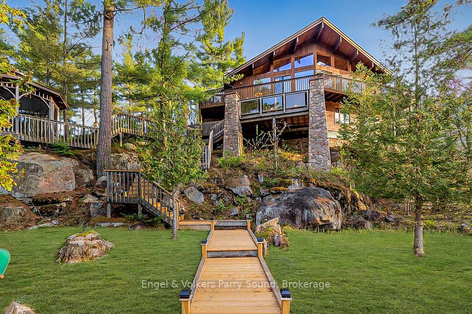 3 Sawdust Bay