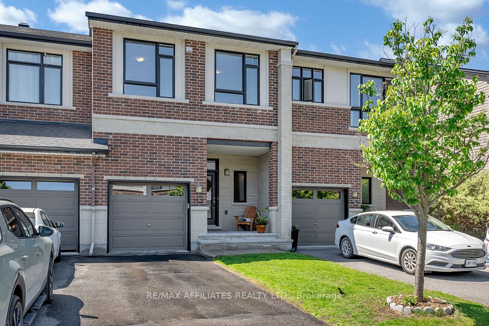 153 Mattingly Way, BlossomParkAirportandArea, ON K4M 0C5