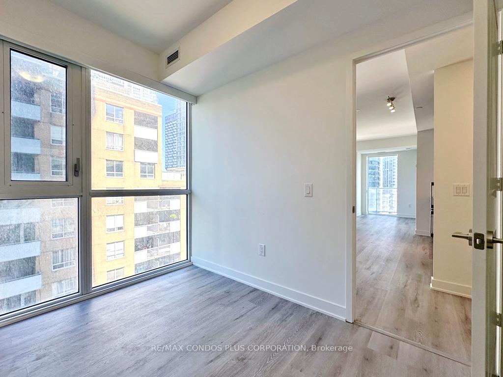 2 Bedrooms Condo at 100 Dalhousie, Toronto For sale