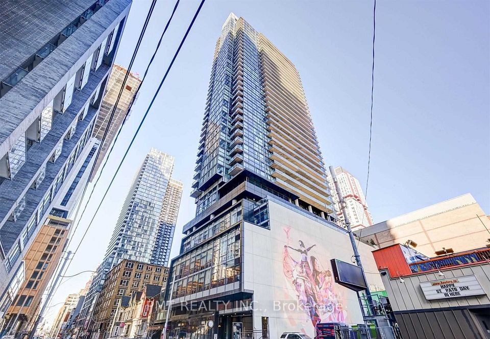 290 Adelaide