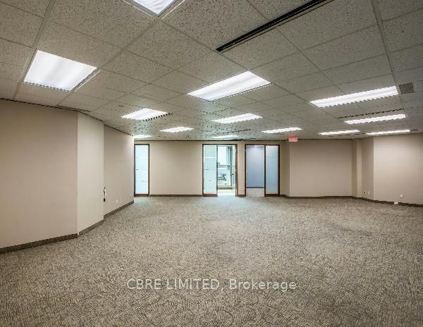 5575 North Service Road, #500-501