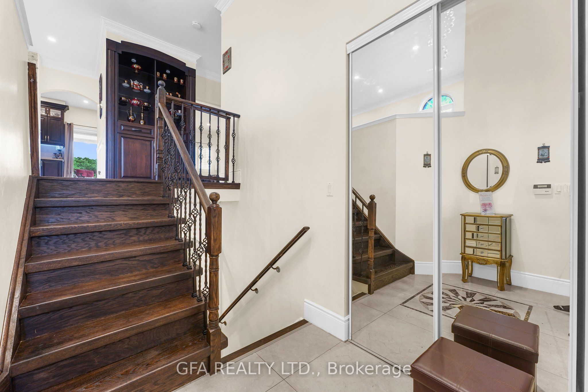 7349 Zinnia Place