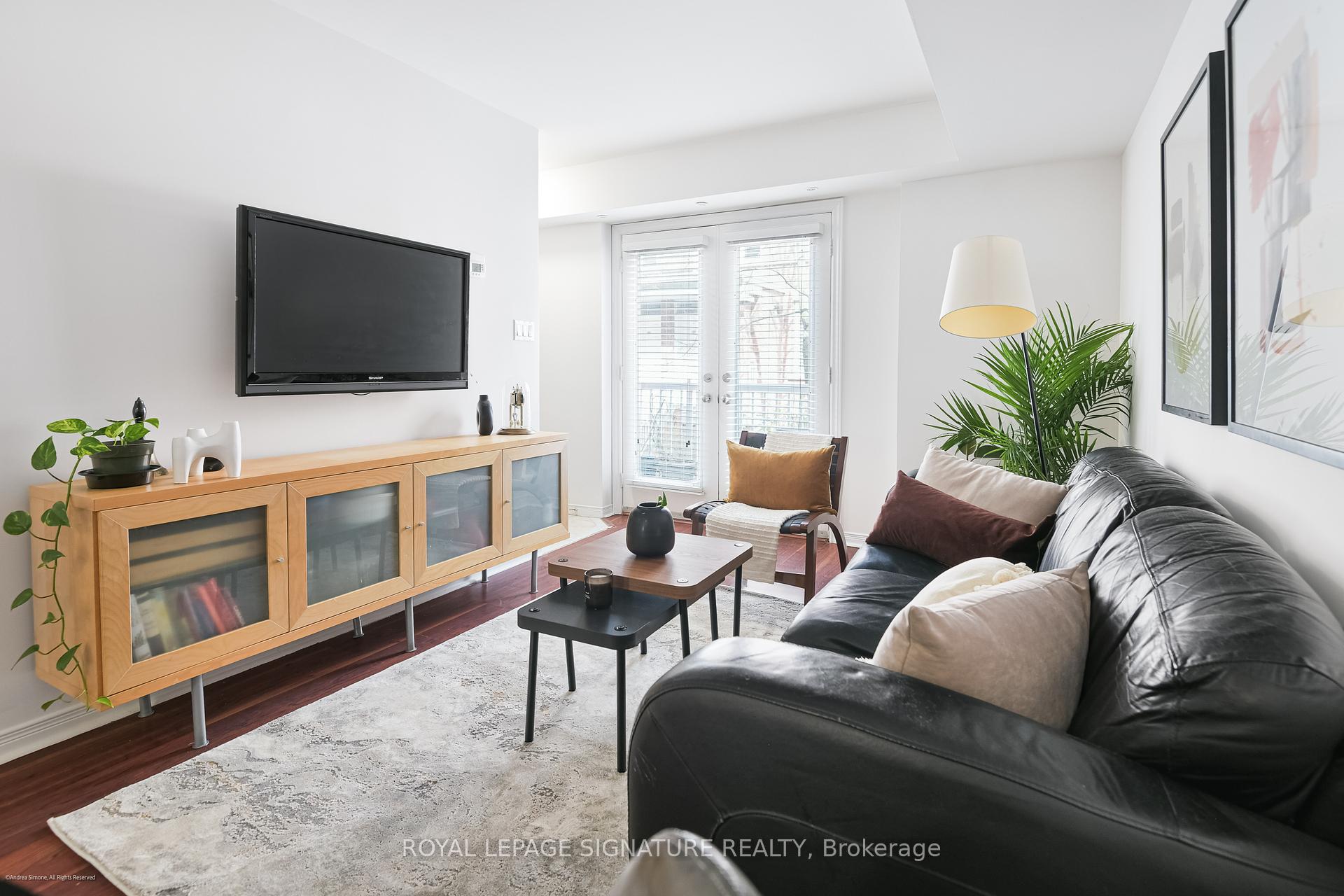 2 Bedrooms Condo at 12 Sudbury,  Toronto For sale