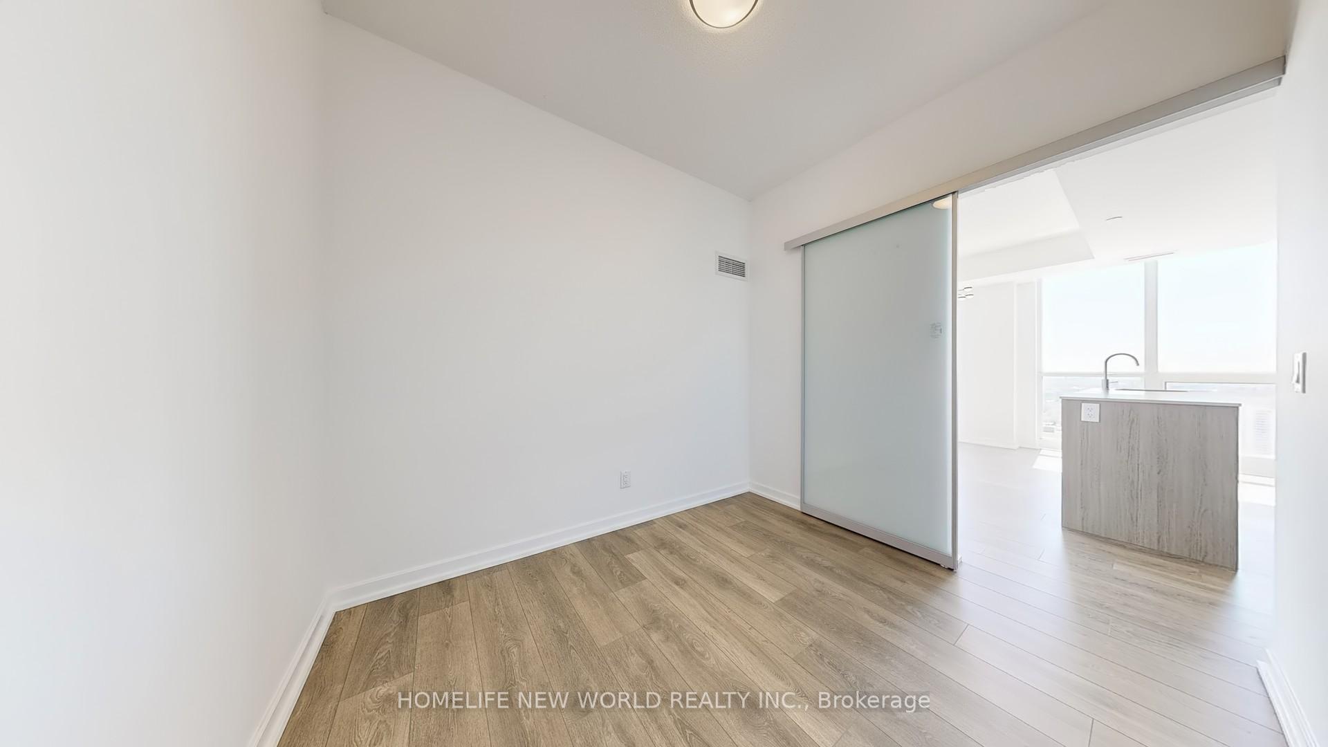 3 Bedrooms Condo at 32 Forest Manor, Toronto For sale
