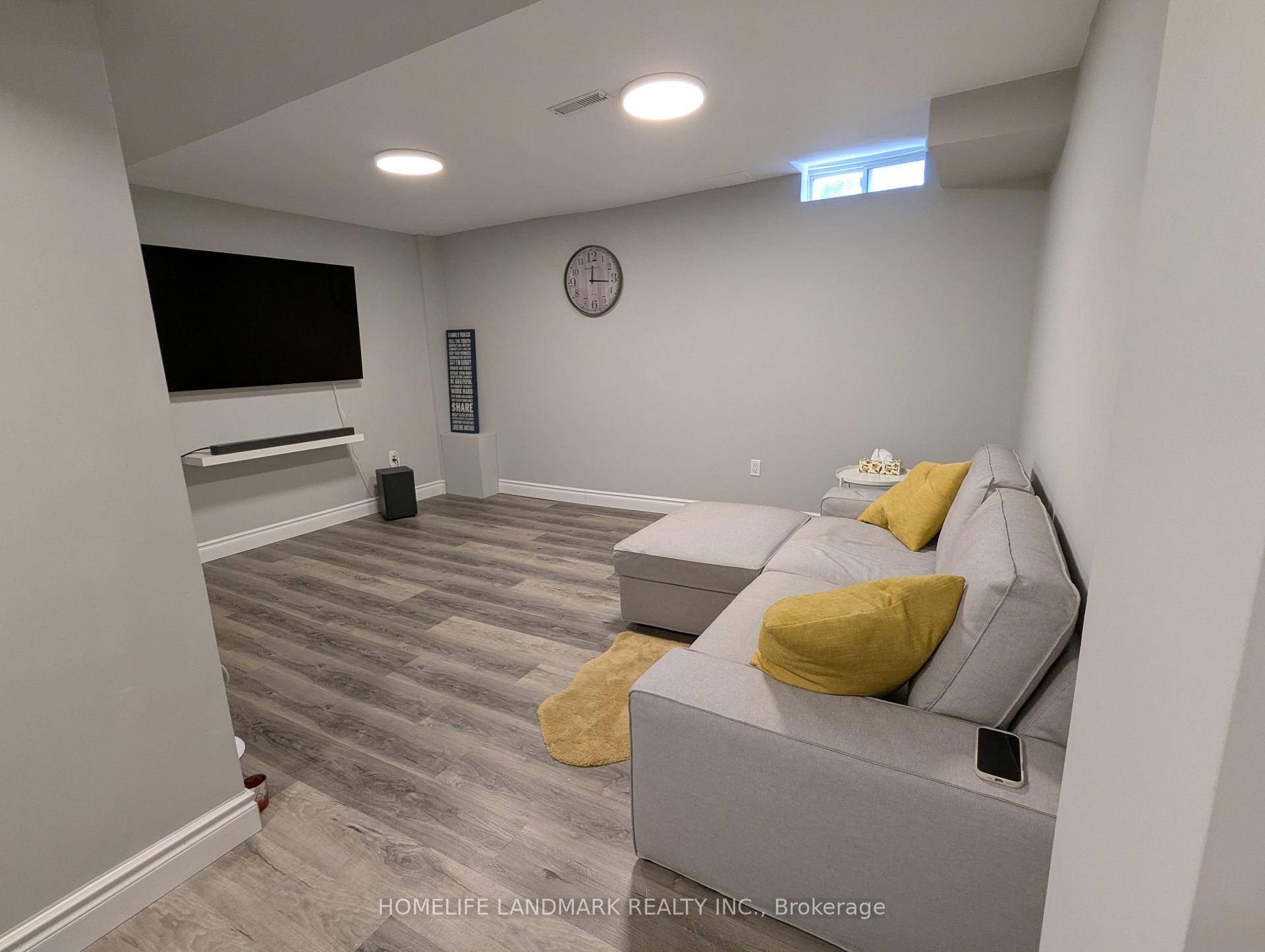 3 Bedrooms Condo at 86 Tania,  Vaughan For sale