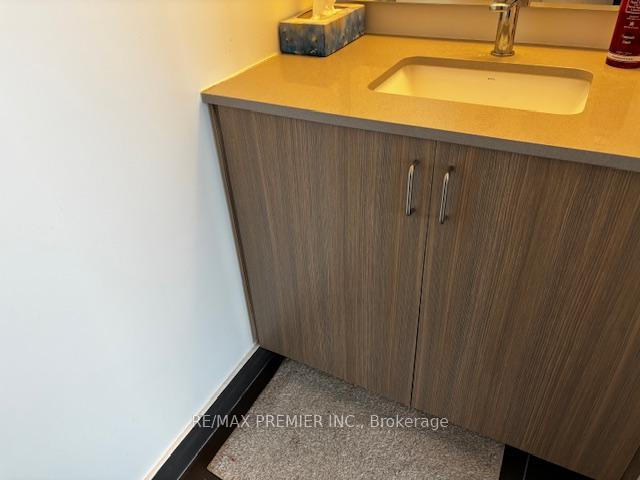 3 Bedrooms Condo at 2799 Kingston,  Toronto For sale