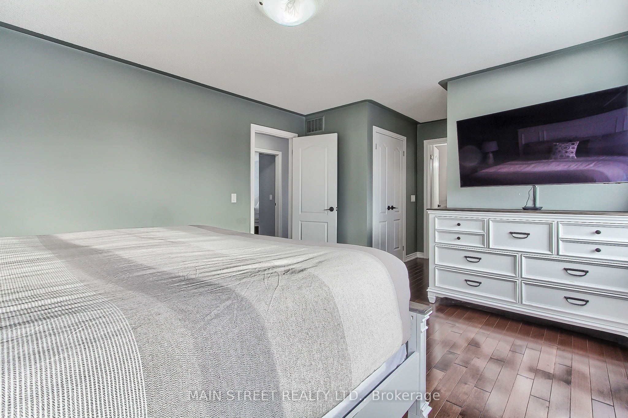161 Blackwell Crescent