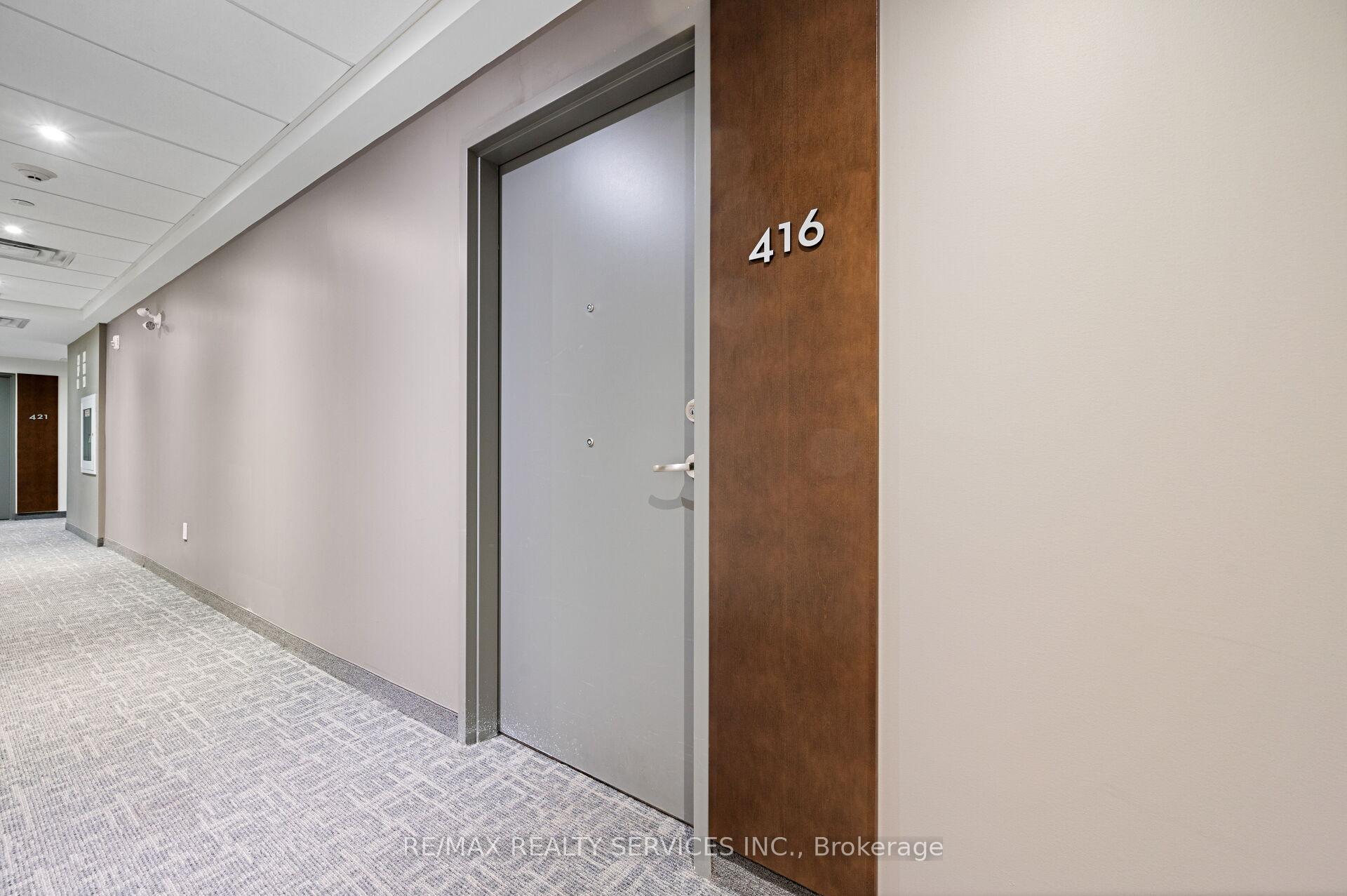 2 Bedrooms Condo at 1 Redfern, Hamilton For sale