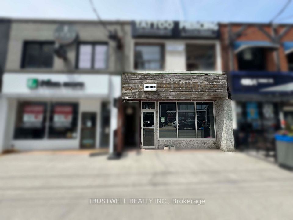 4852 Yonge