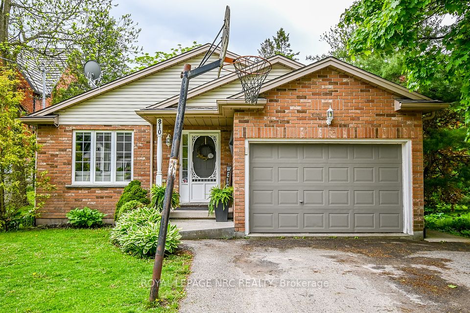 810 Canboro