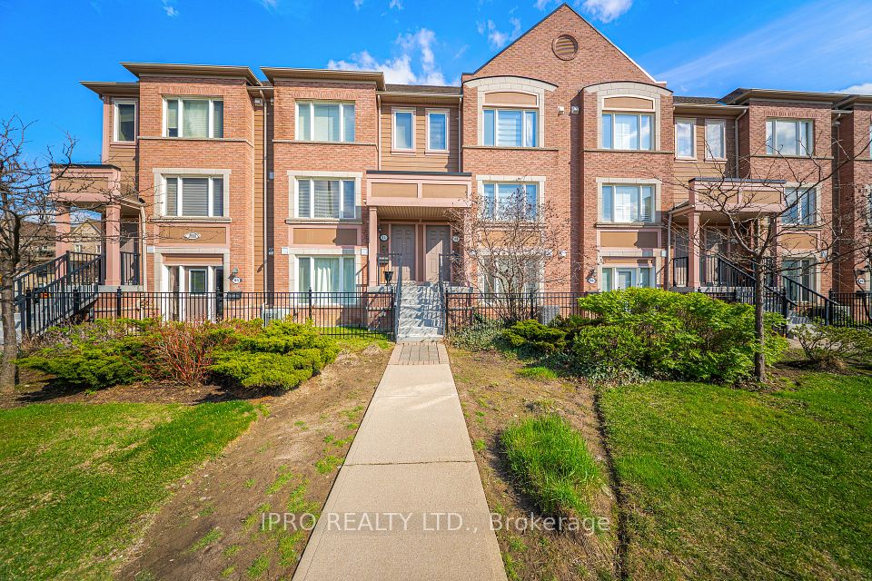 3088 Eglinton