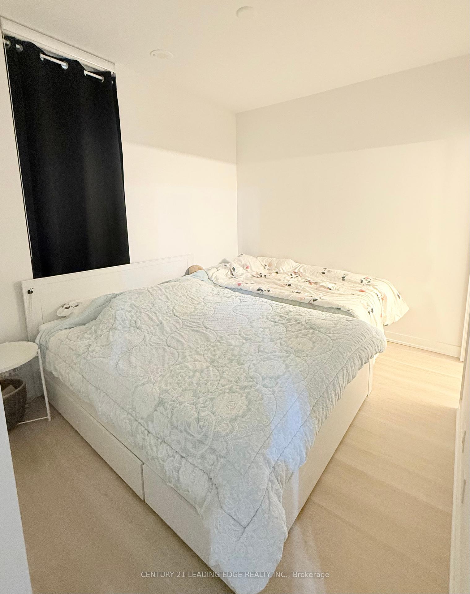 3 Bedrooms Condo at 30 Tretti, Toronto For sale