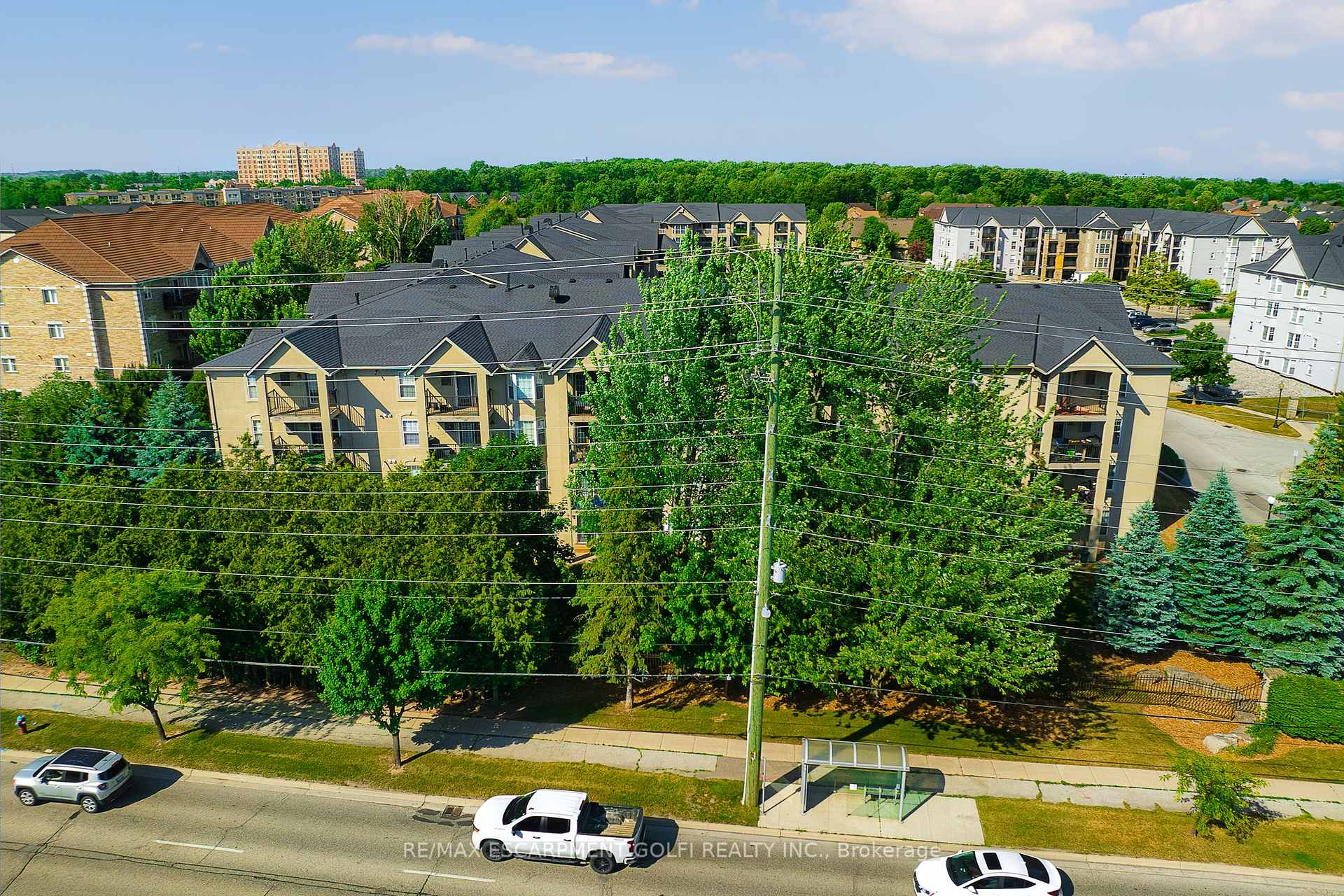 1 Bedroom Condo at 1451 Walker’s, Burlington For sale