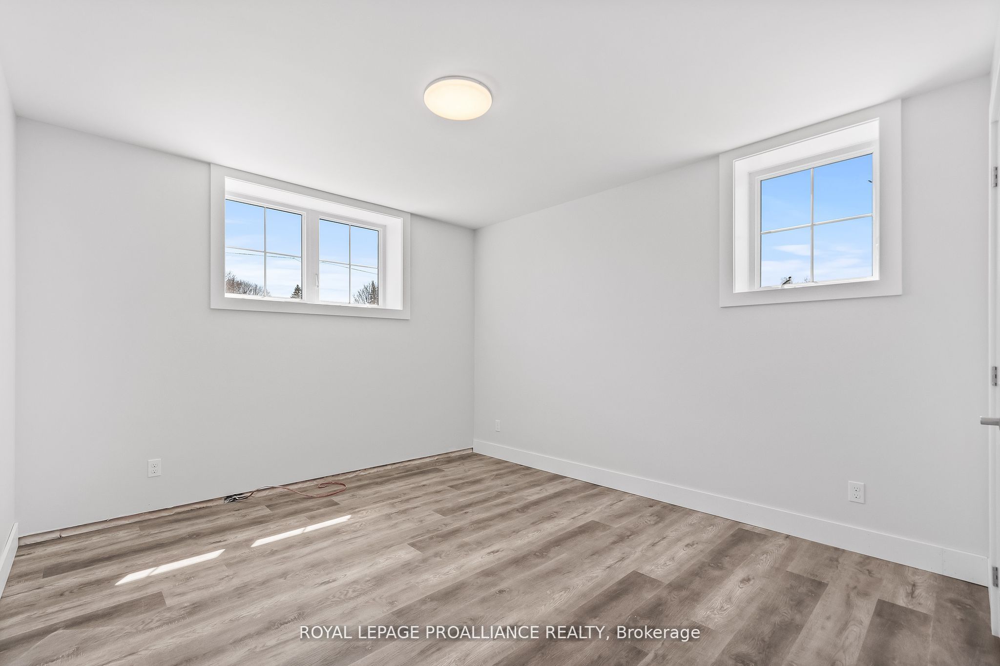15 Arthur Street, #104