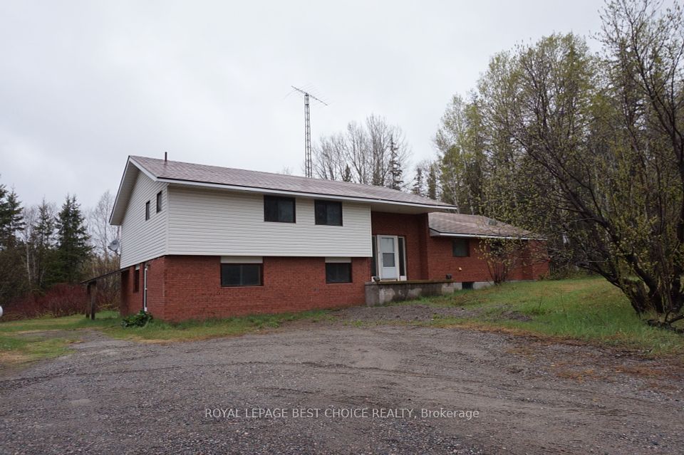 994328 Hwy 11