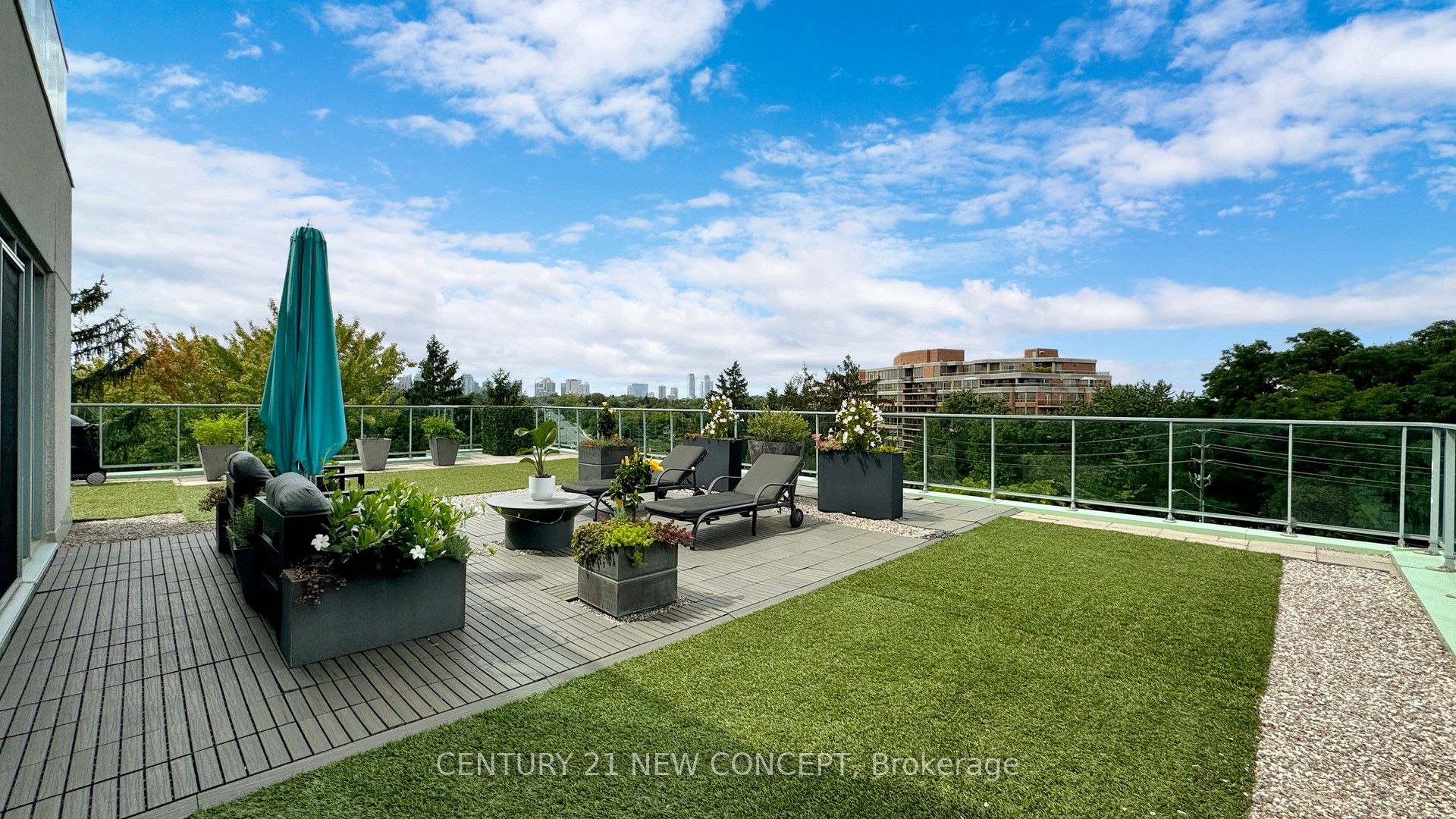 1 Watergarden Way N, #501