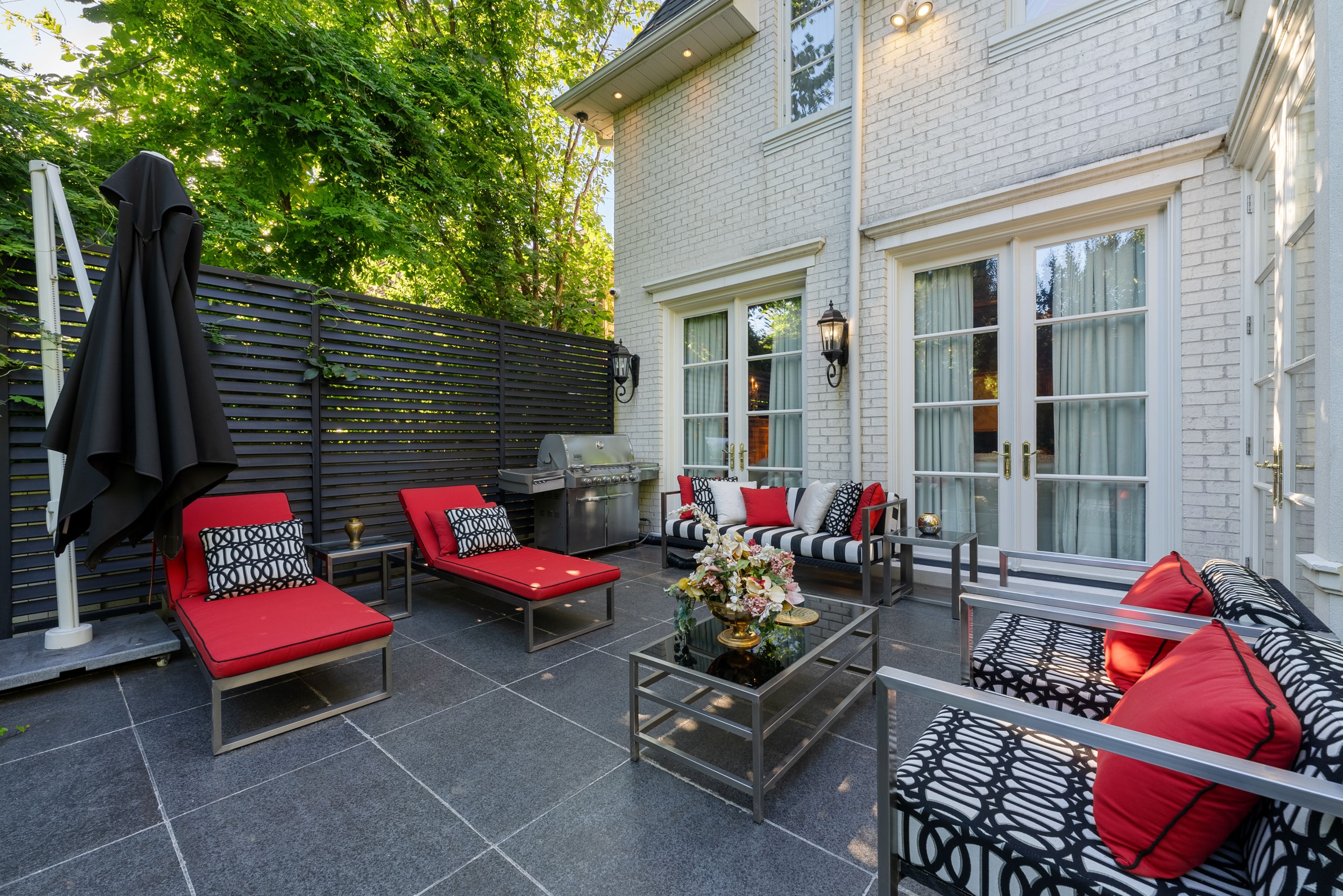 215 Strathallan Wood