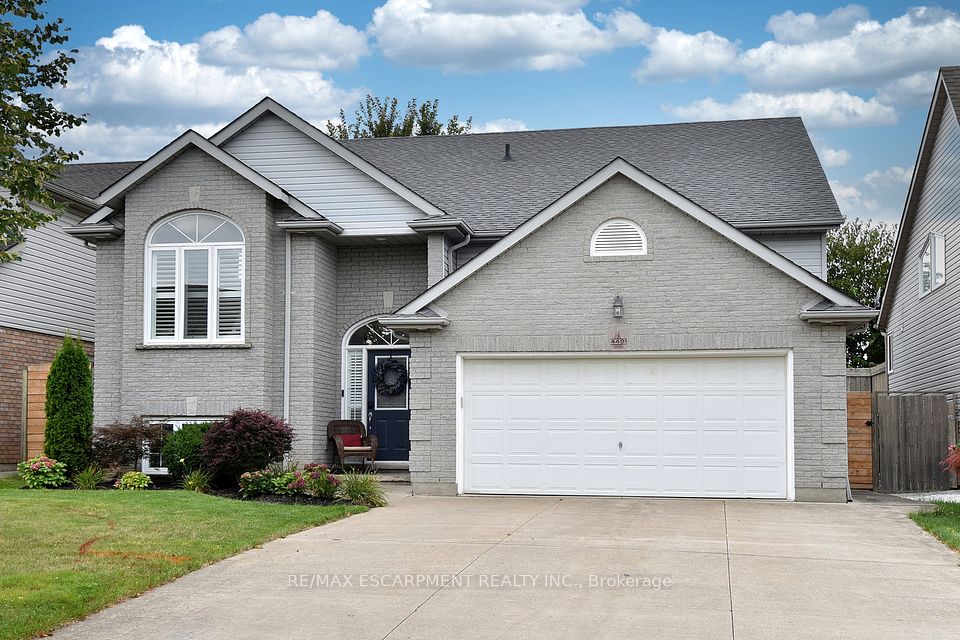 4491 Connell
