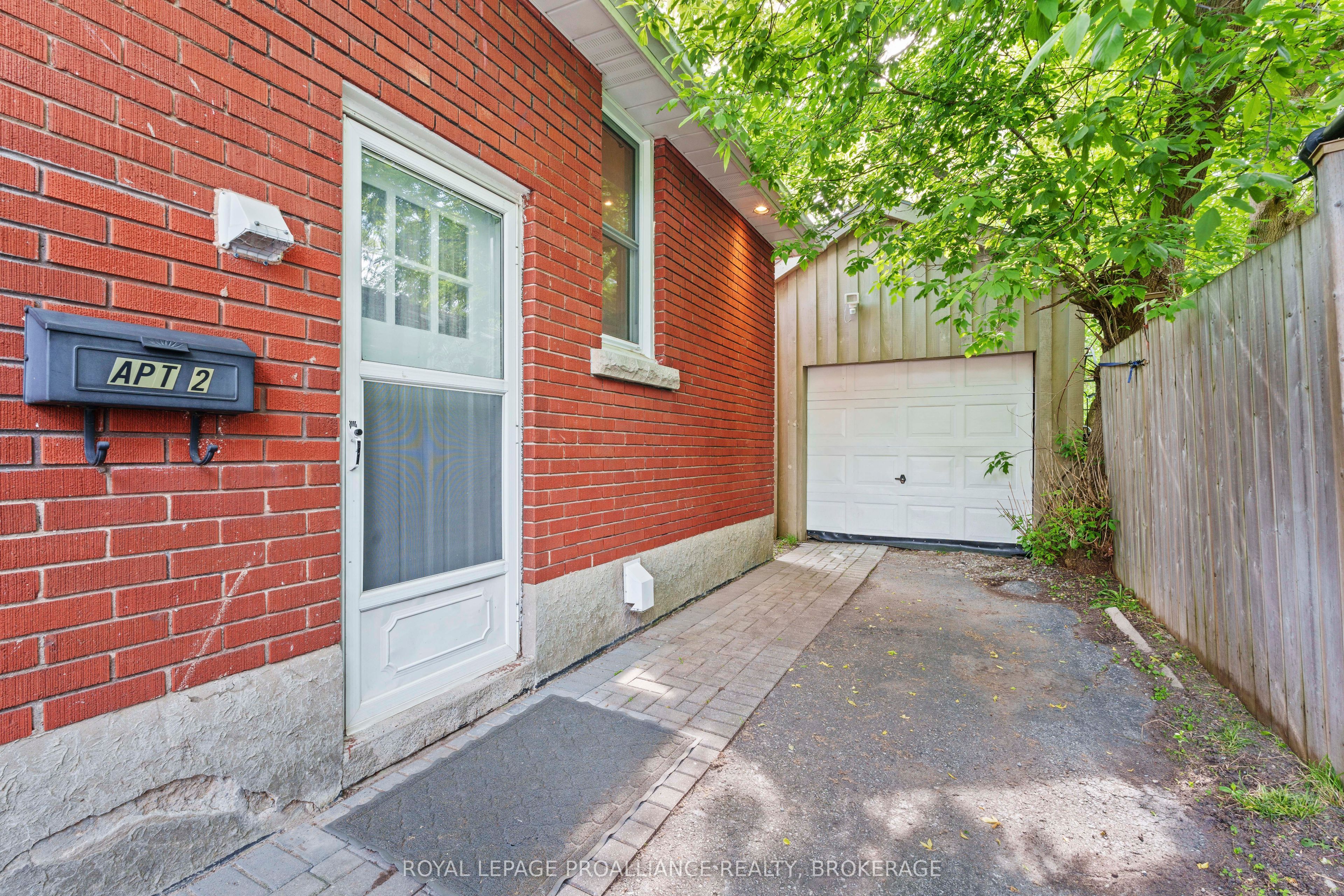 168 MacDonnell Street
