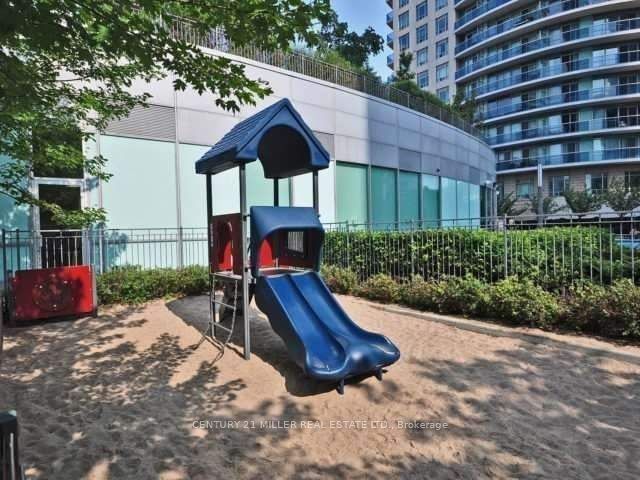 https://trreb-image.ampre.ca/T9PdPMdthW1FOorDmP4jfcE6yWlzlZpVuKhKf8GjFzE/rs:fit:960:960/wm:.5:so:0:50:.4/wmsh:10/wmt:PHNwYW4gZm9yZWdyb3VuZD0nd2hpdGUnIGZvbnQ9JzY4Jz5DRU5UVVJZIDIxIE1JTExFUiBSRUFMIEVTVEFURSBMVEQuLCBCcm9rZXJhZ2U8L3NwYW4-/L3RycmViL2xpc3RpbmdzLzQwLzkzLzA4LzQwL3AvYTI2Y2YyNDMtM2QwZS00YTEwLThjZmMtNGIyNDAyMTY5ZTJkLmpwZw.jpg