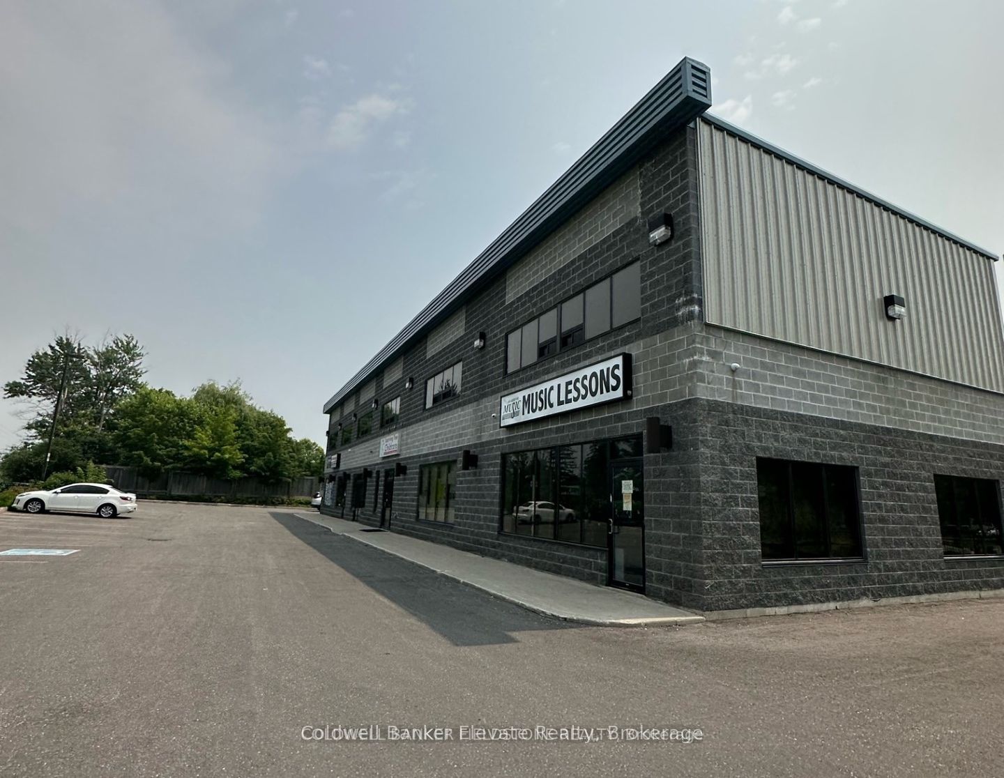 400 Guelph Street, #1