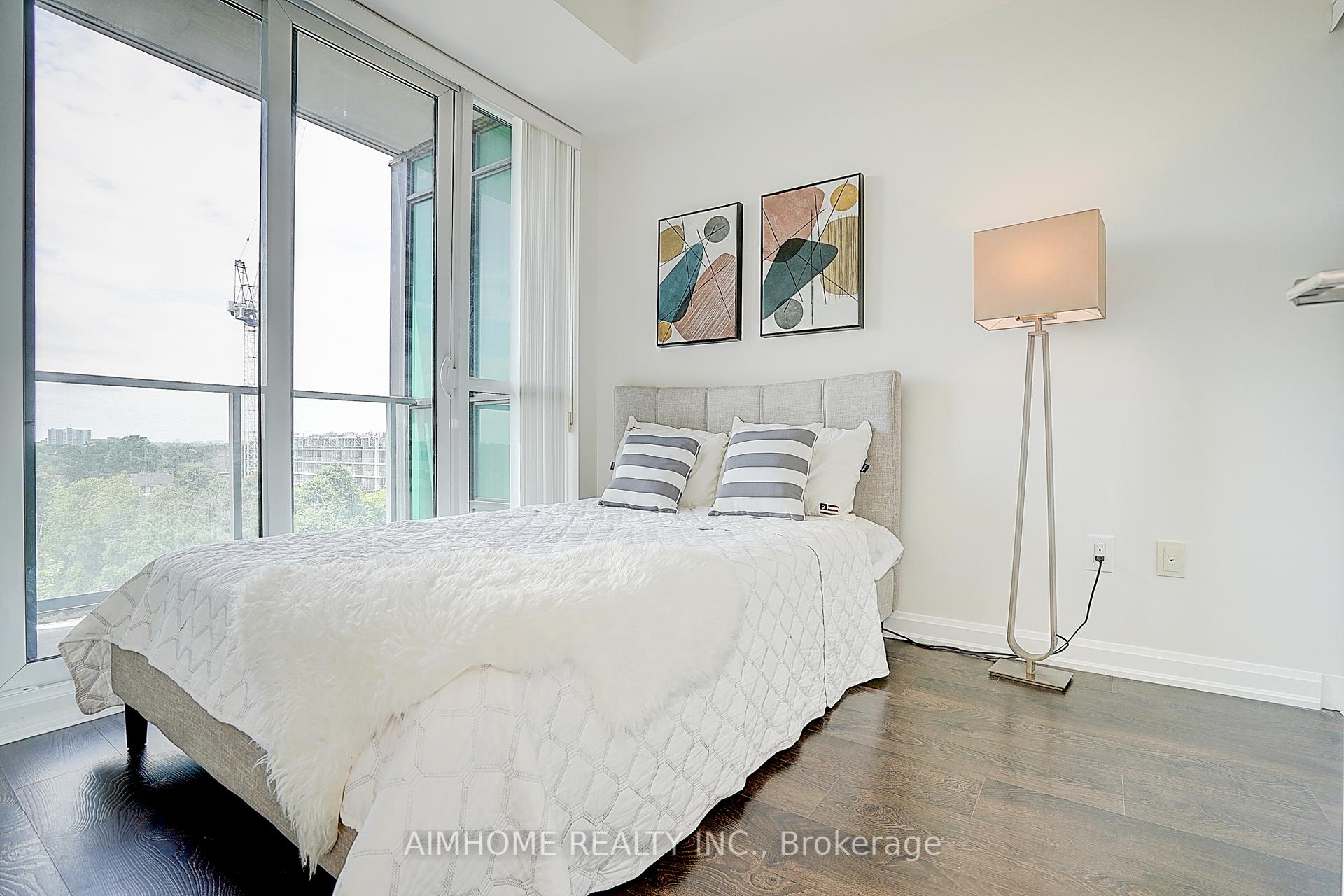 3 Bedrooms Condo at 11 Bogert, Toronto For sale