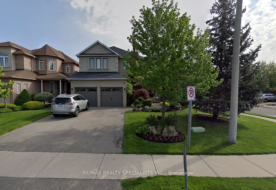 100 Baybrook