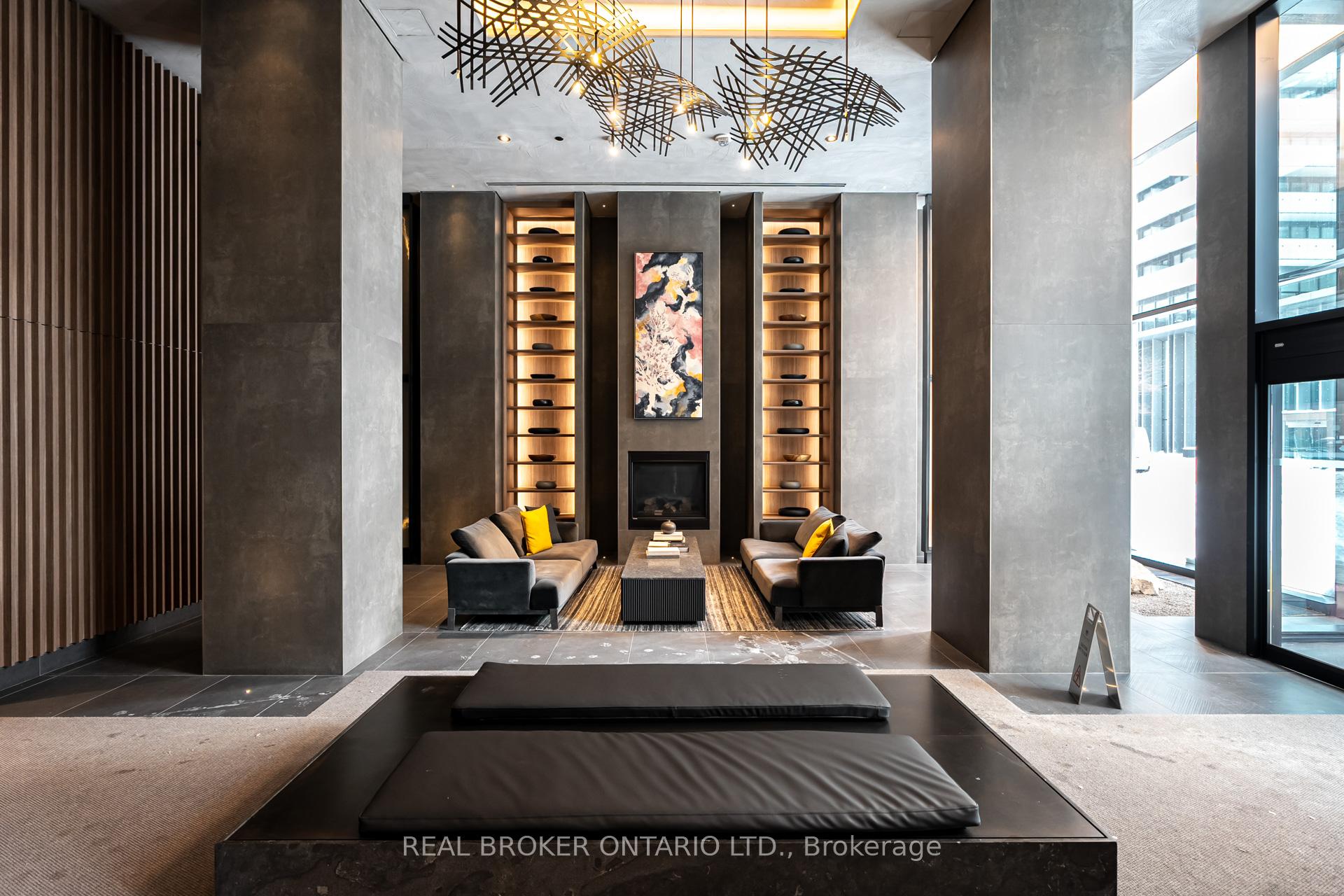 3 Bedrooms Condo at 55 Charles St, Toronto For sale