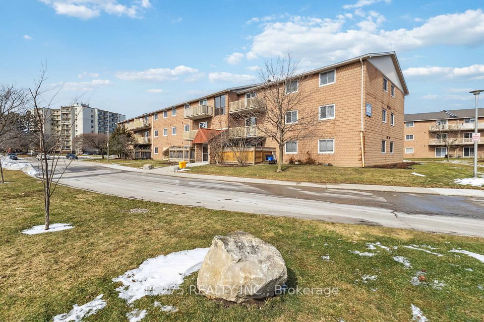 #105 - 1580 Ernest Avenue, London South, ON N6E 2T9
