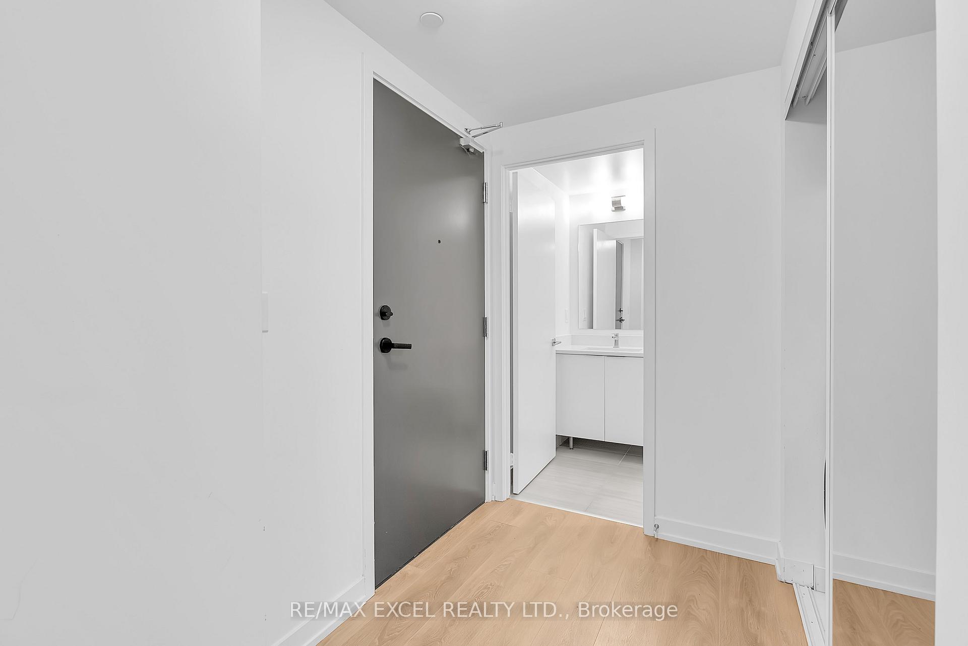 2 Bedrooms Condo at 2031 Kennedy, Toronto For sale