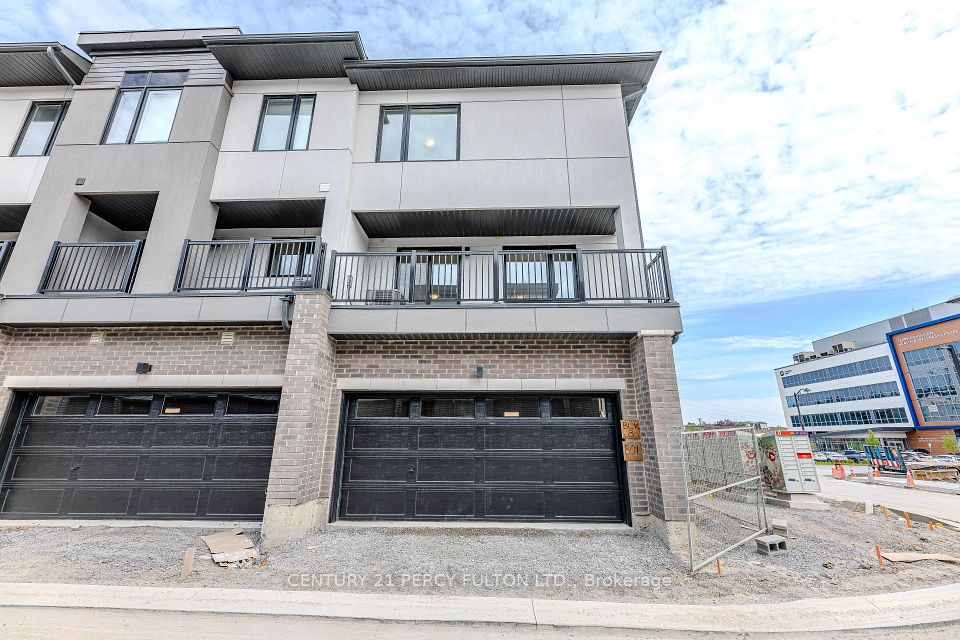 #809 - 1695 Dersan Street, Pickering, ON L1V 2P8