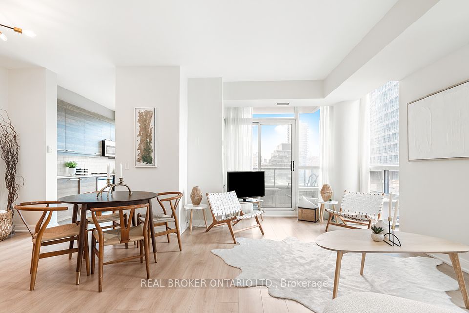 88 Broadway Avenue