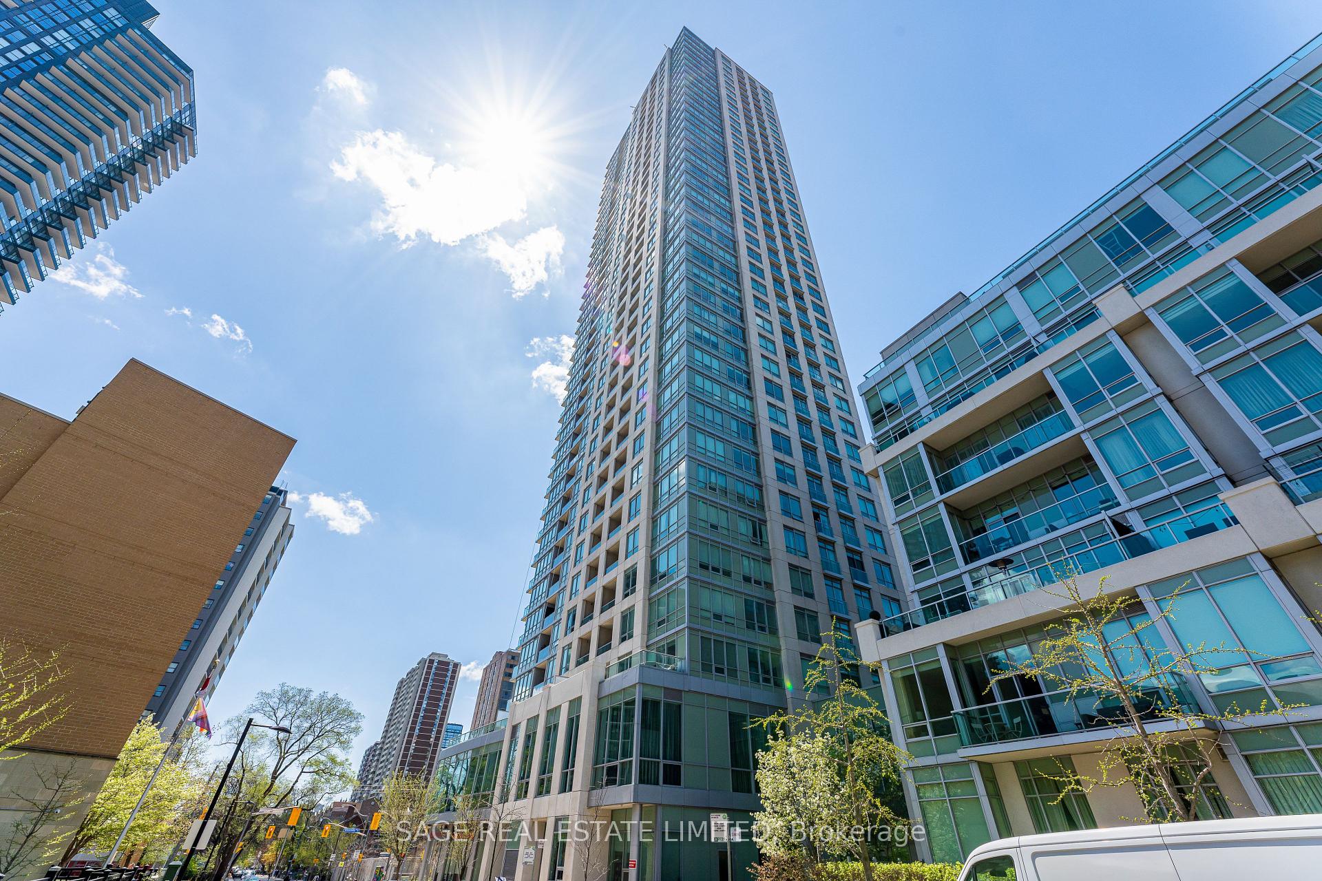 2 Bedrooms Condo at 120 Homewood, Toronto For sale
