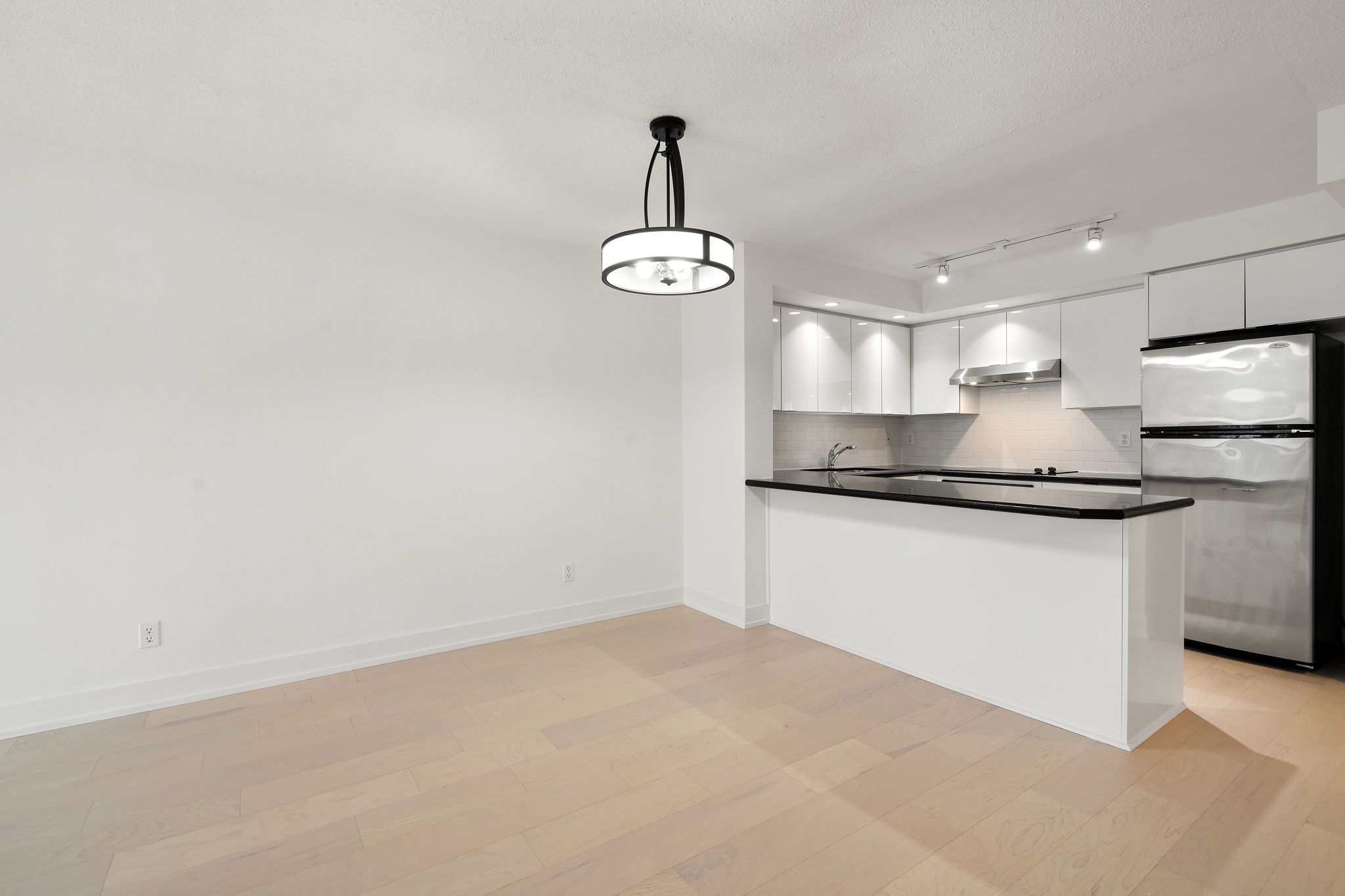 140 Simcoe Street 1412