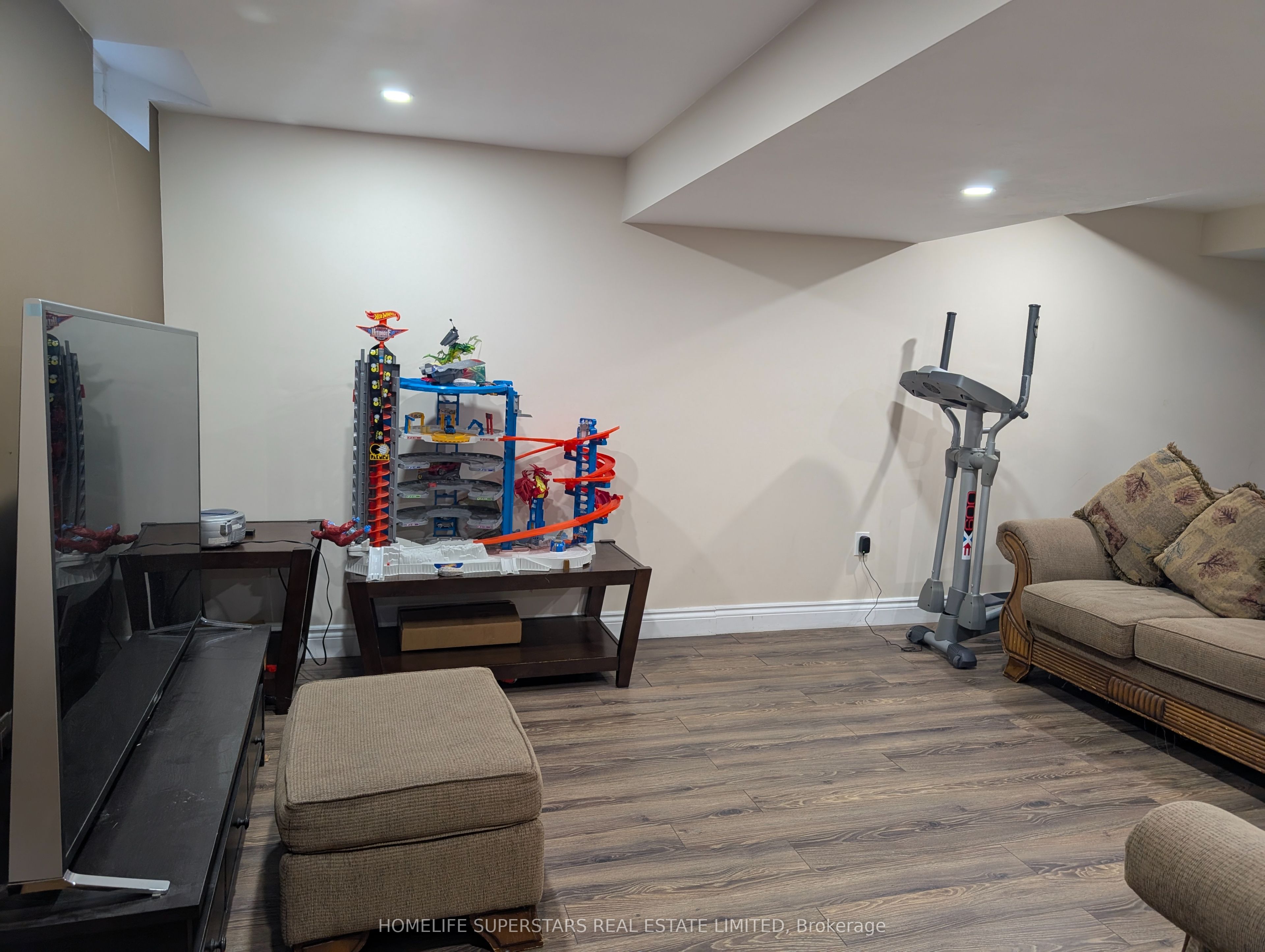 3836 Baycroft Drive